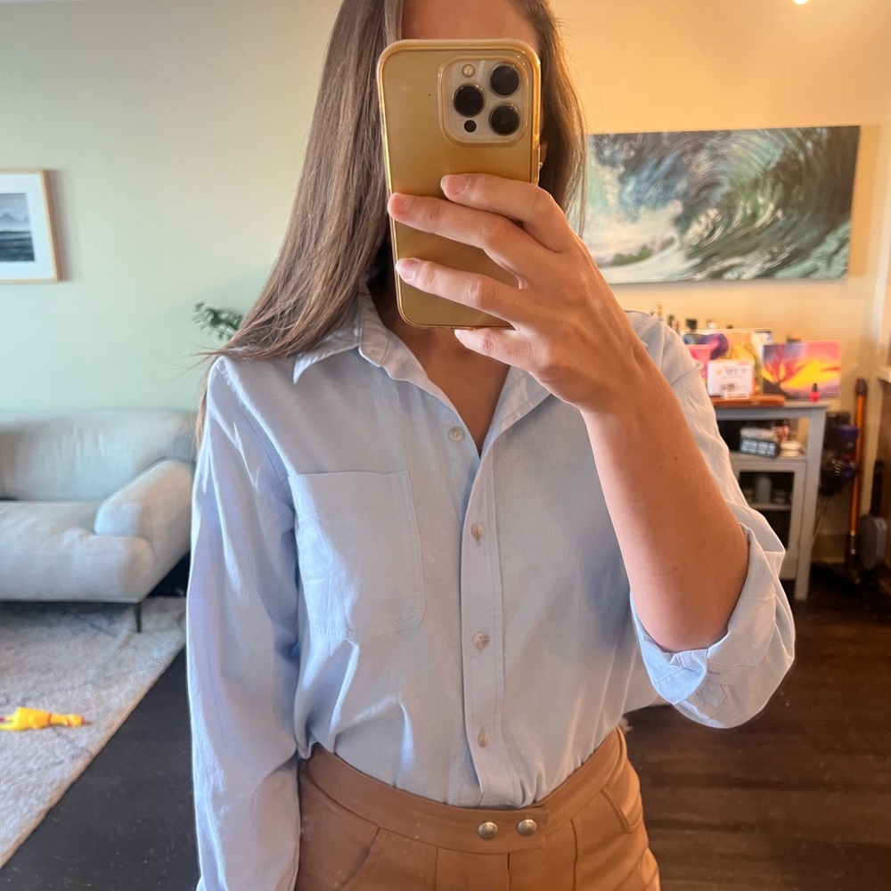 Universal Thread Light Blue Button Down Shirt